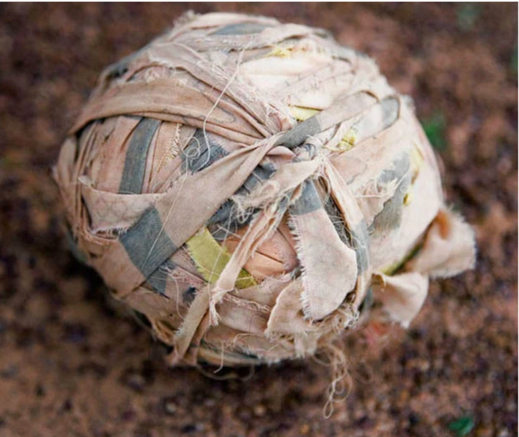 Kui ei, siis see võimalus on Sul Kalamaja Taaskastusfestivalil maikuu kaunil pühapäeval 17. mail 2026!  Enne seda, kui poodidest sai hõlpsasti osta täispuhutava